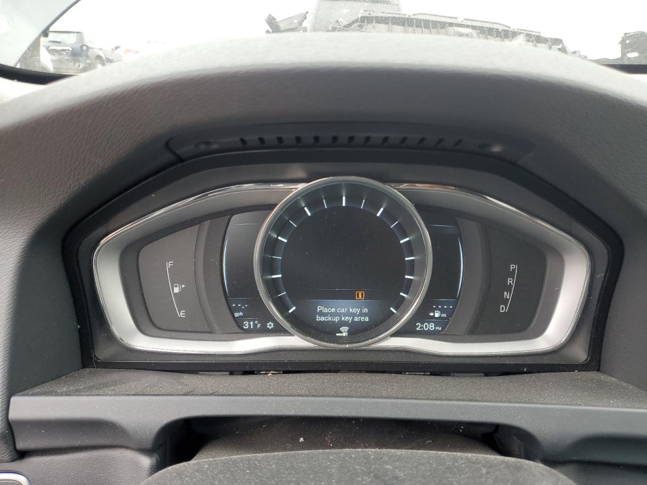 2015 Volvo V60 - Image 9