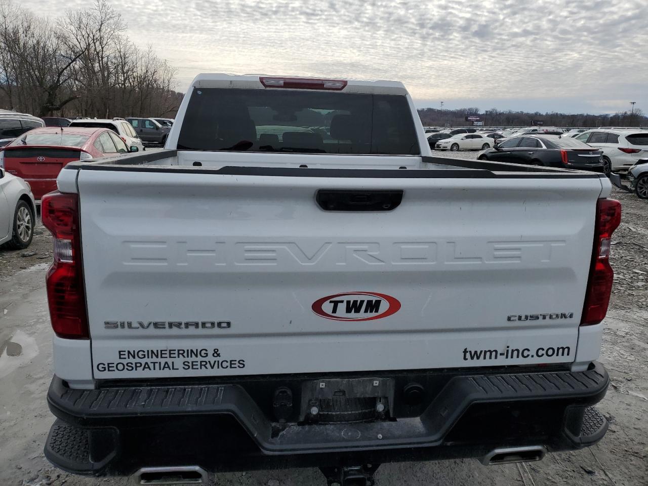 2023 Chevrolet Silverado - Image 6
