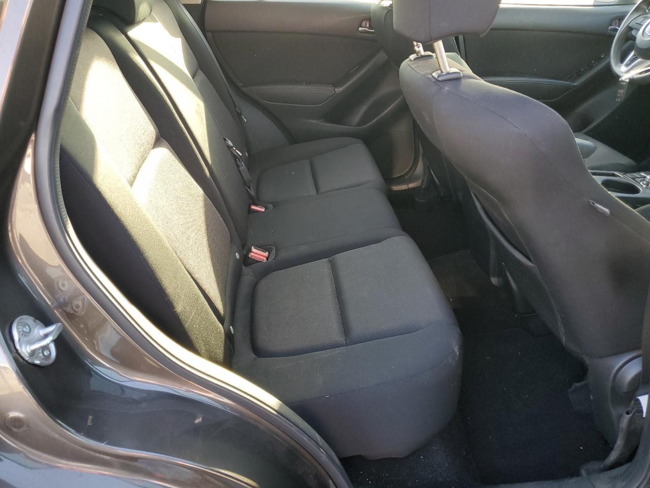 2016 Mazda CX-5 - Image 11