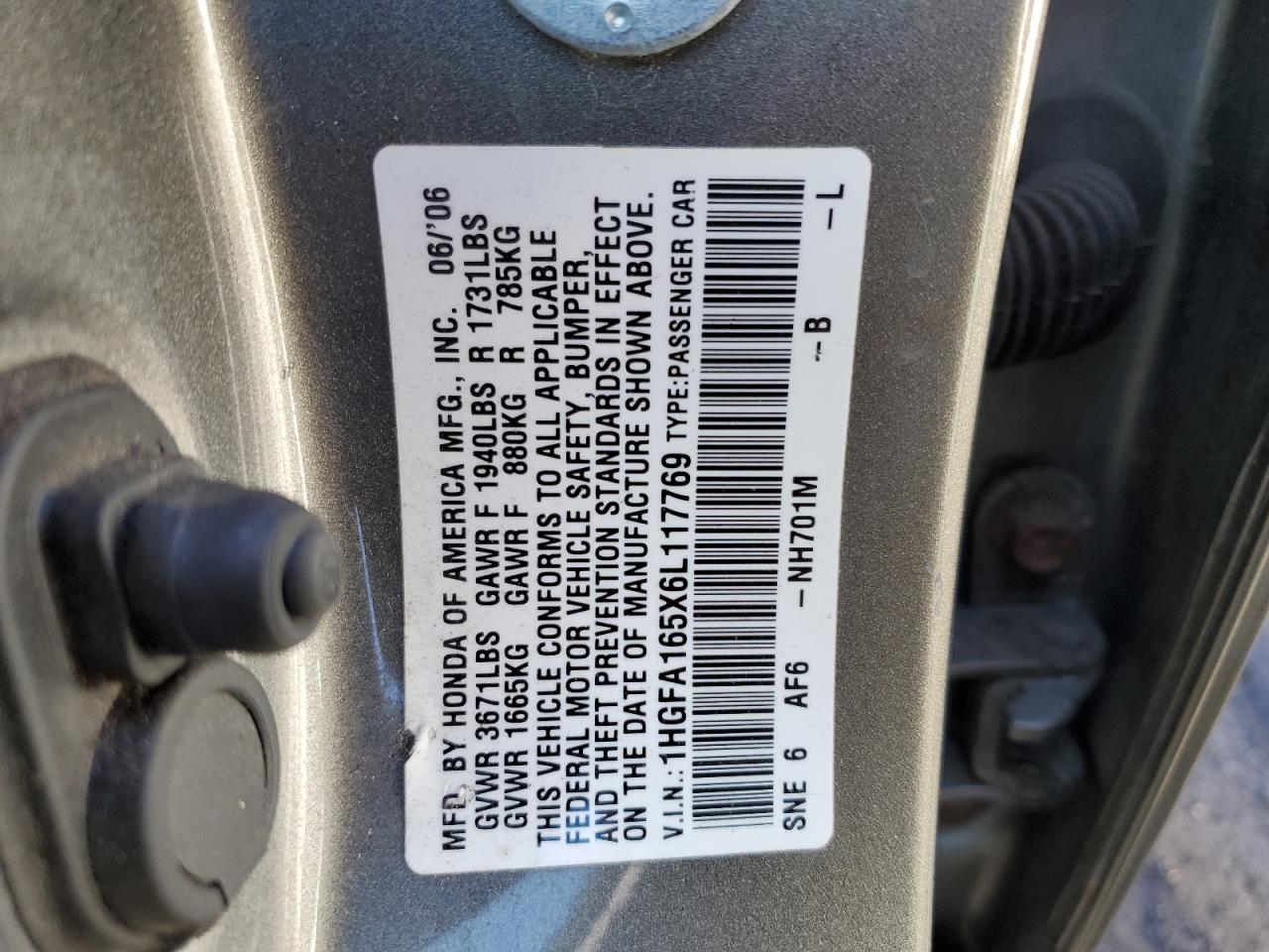2006 Honda Civic - Image 12
