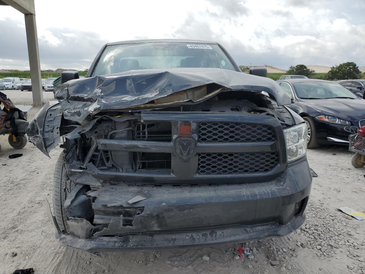 2018 RAM 1500 - Image 5