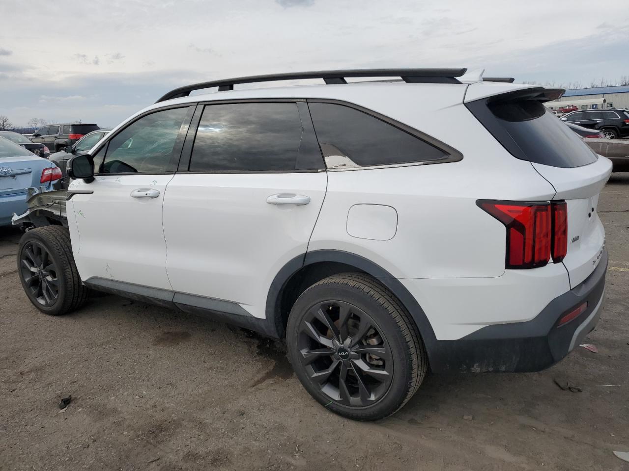 2022 Kia Sorento - Image 2