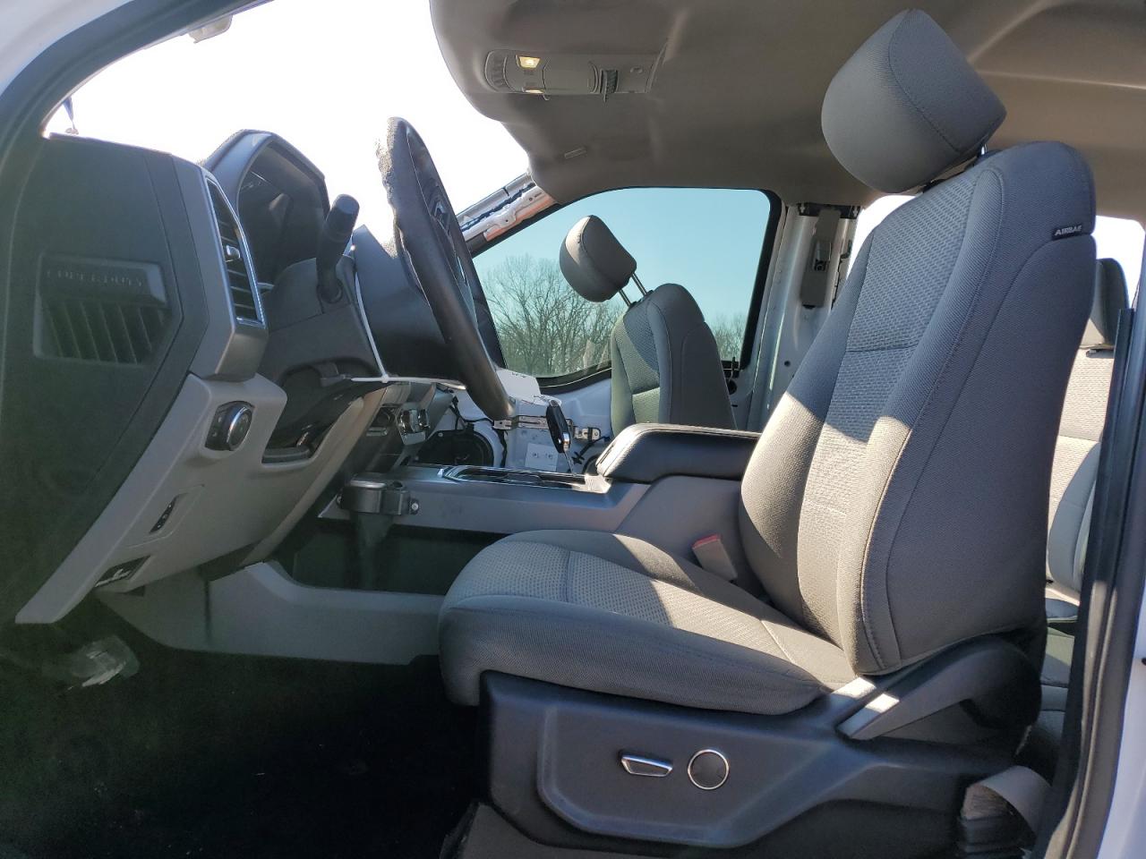 2019 Ford F250 - Image 7