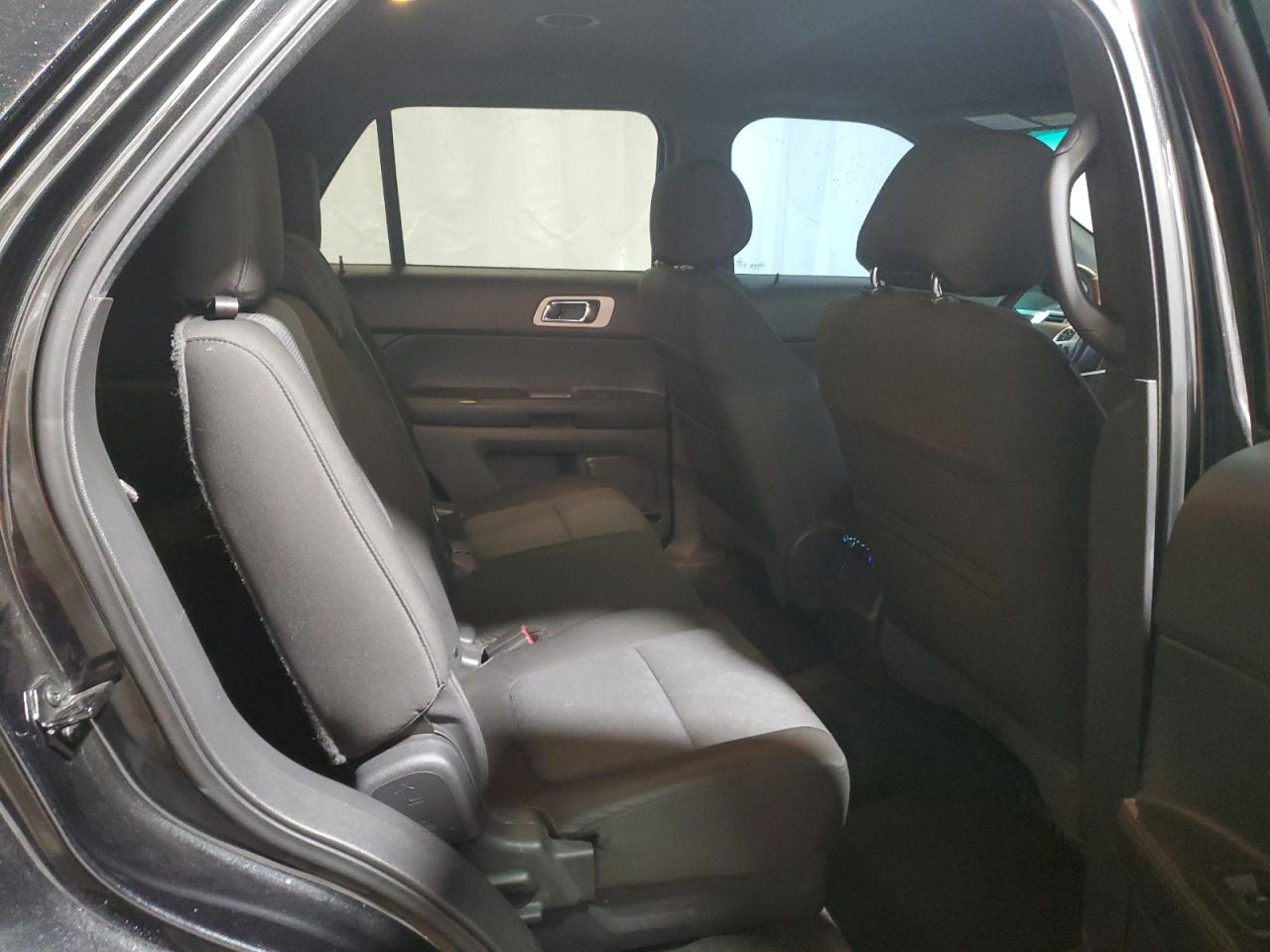 2013 Ford Explorer - Image 11