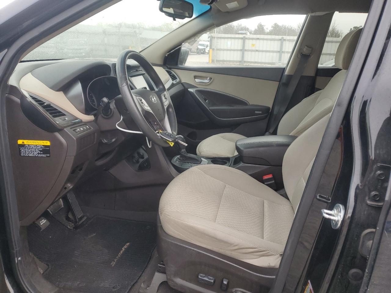 2017 Hyundai Santa Fe - Image 7