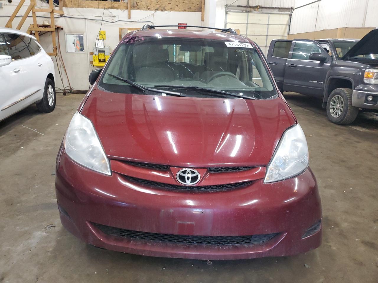 2008 Toyota Sienna - Image 5
