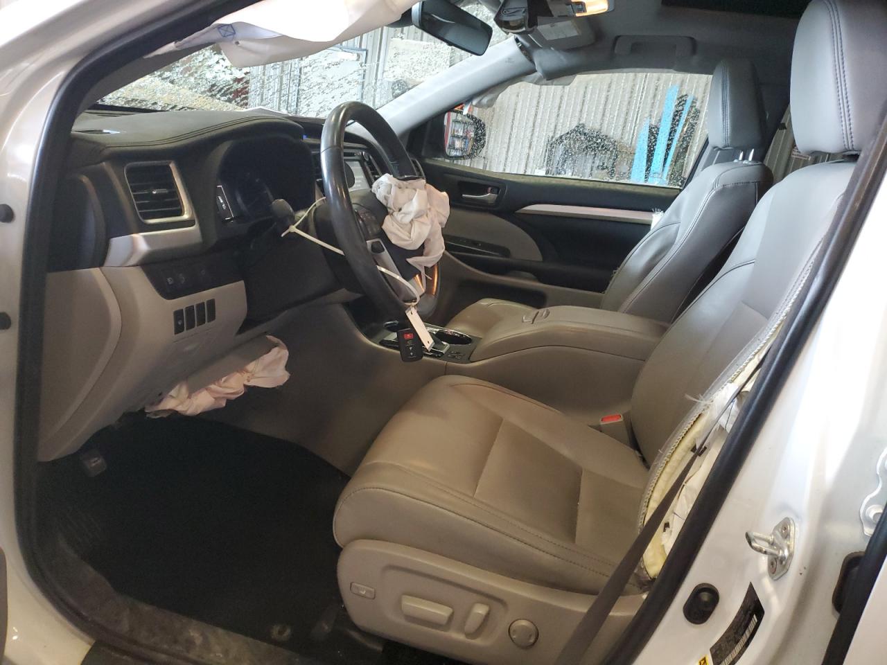 2018 Toyota Highlander - Image 7