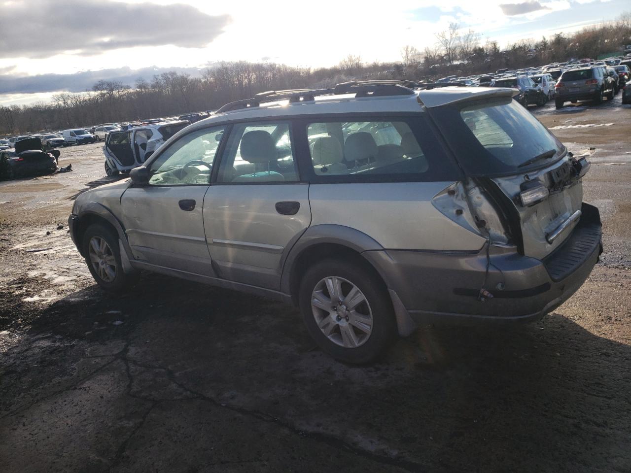 2005 Subaru Legacy - Image 2