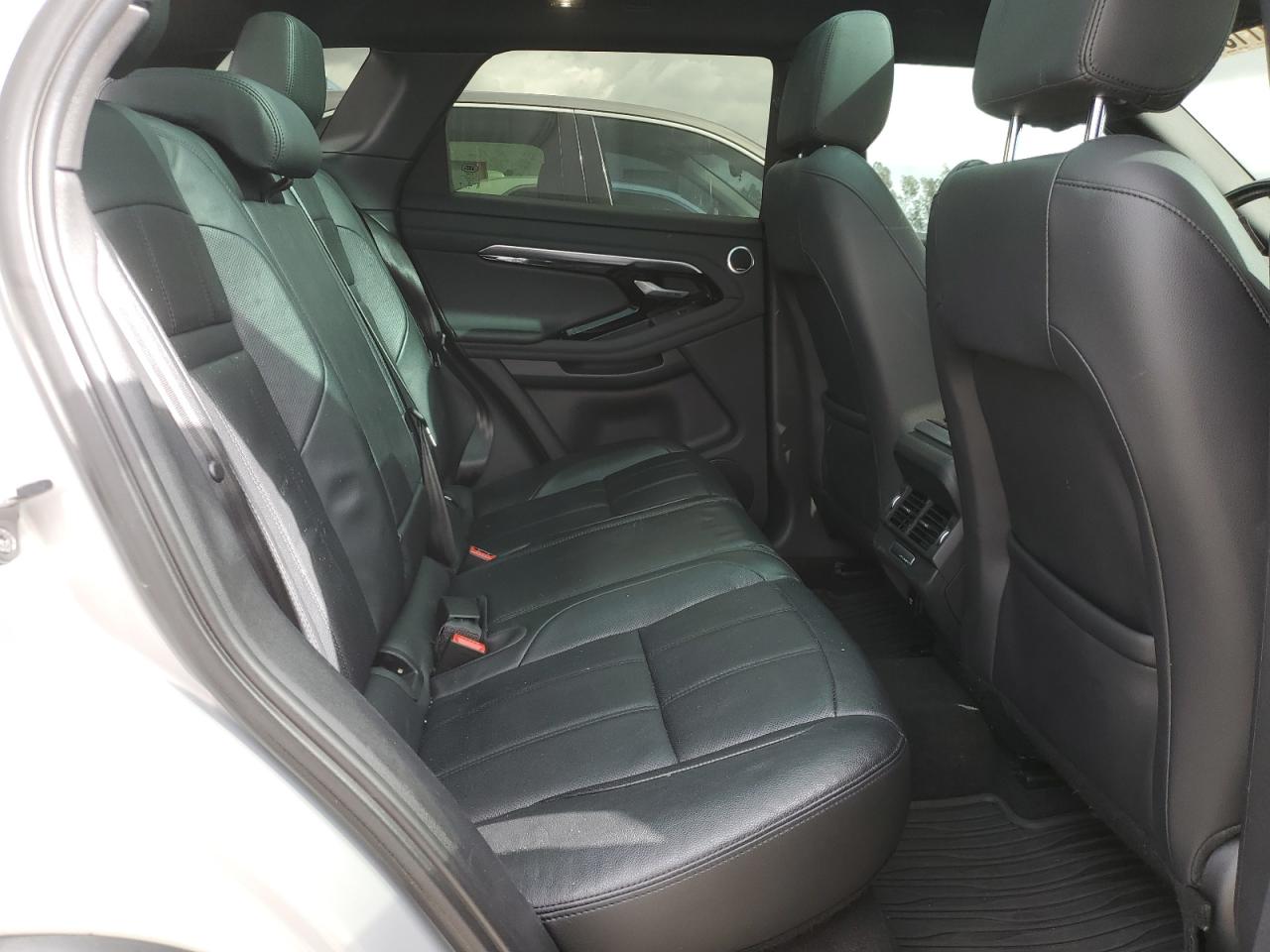 2020 Land Rover Range Rover - Image 10