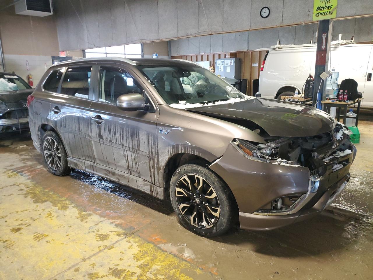 2018 Mitsubishi Outlander - Image 4