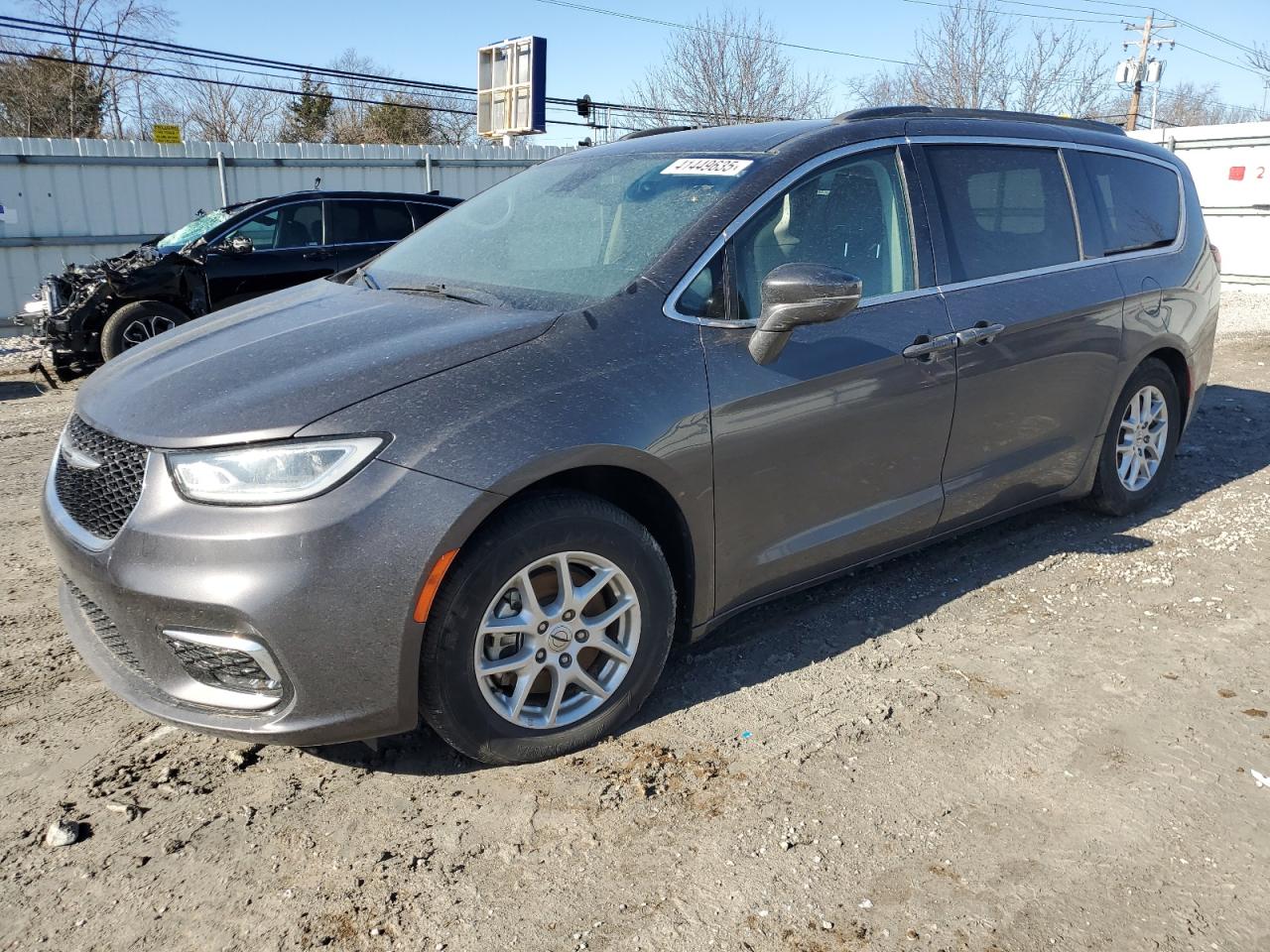 2022 Chrysler Pacifica - Image 1