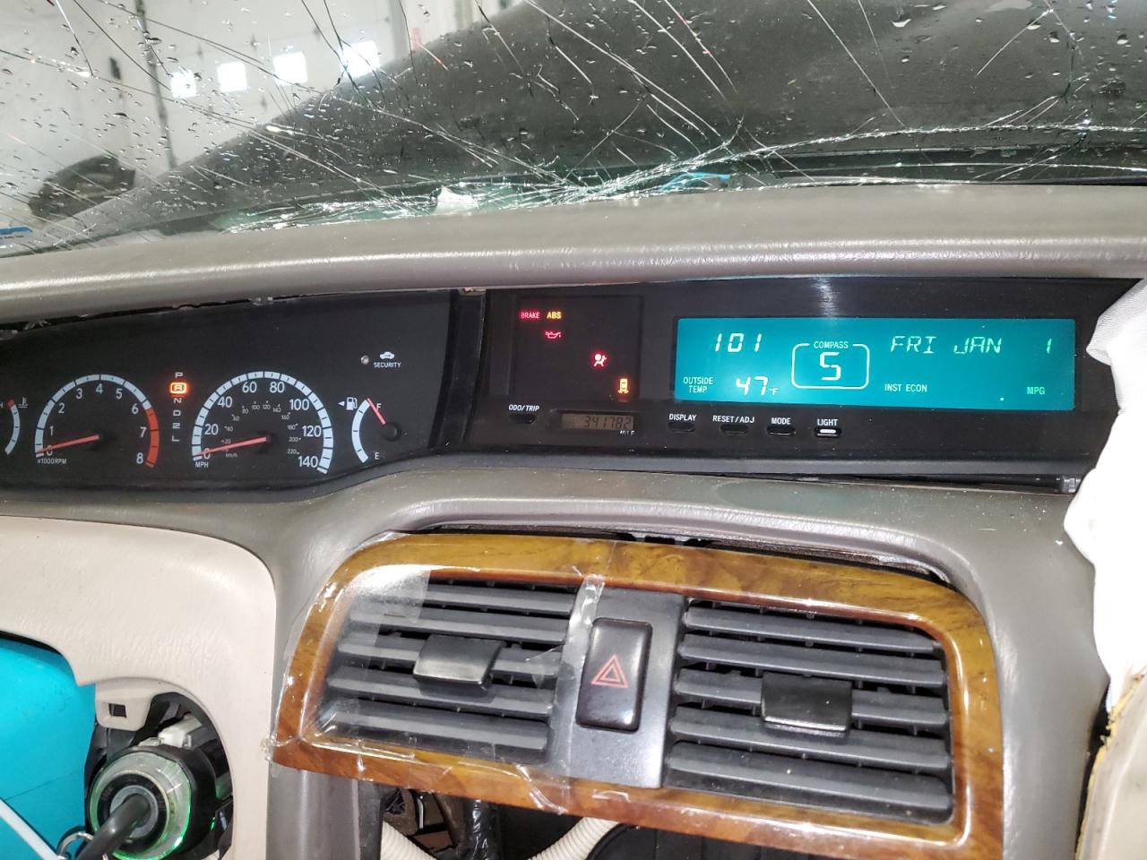 2000 Toyota Avalon Xl VIN: 4T1BF28B9YU070900 Lot: 43877265