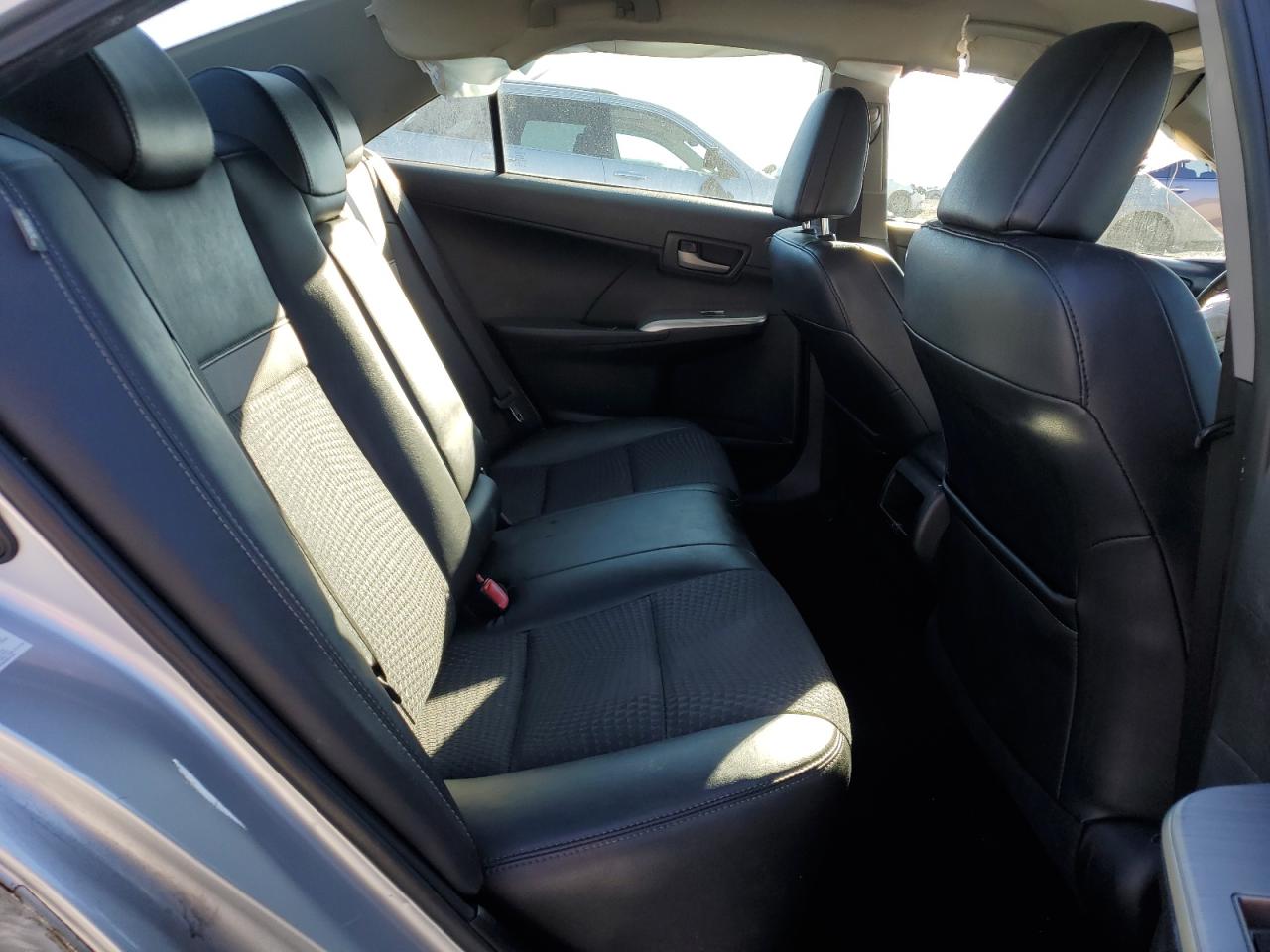 2013 Toyota Camry - Image 10