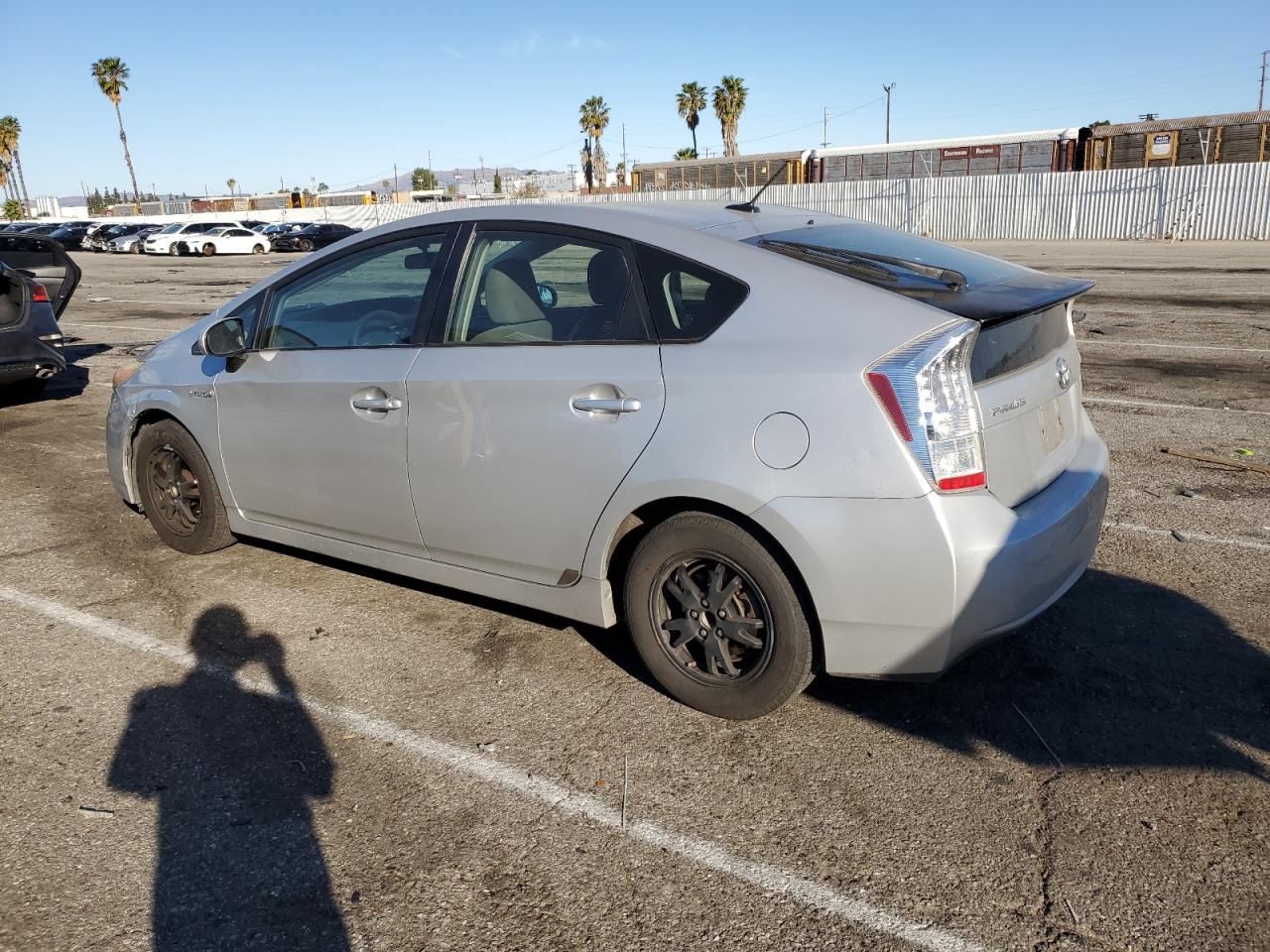 2010 Toyota Prius - Image 2