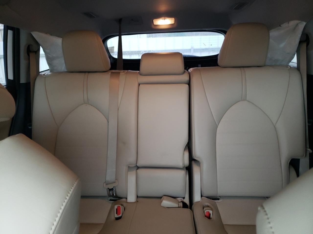 2021 Toyota Highlander - Image 10