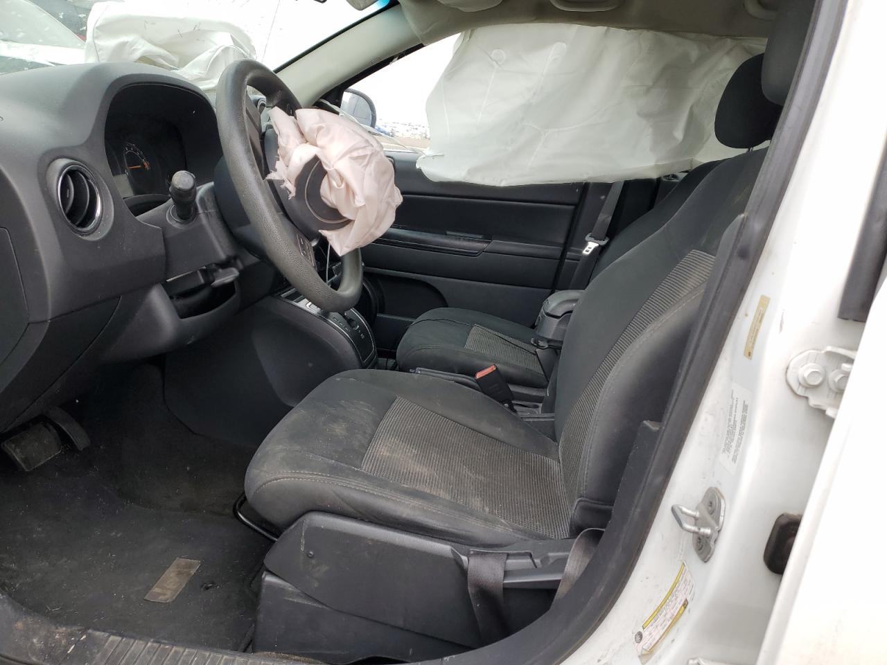 2014 Jeep Compass - Image 7