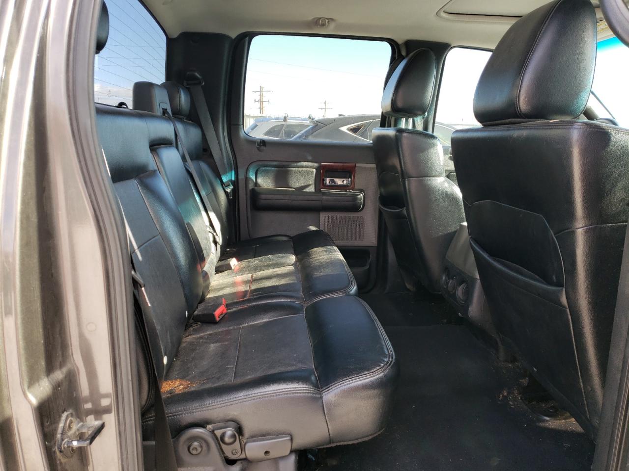 2005 Ford F-150 - Image 12