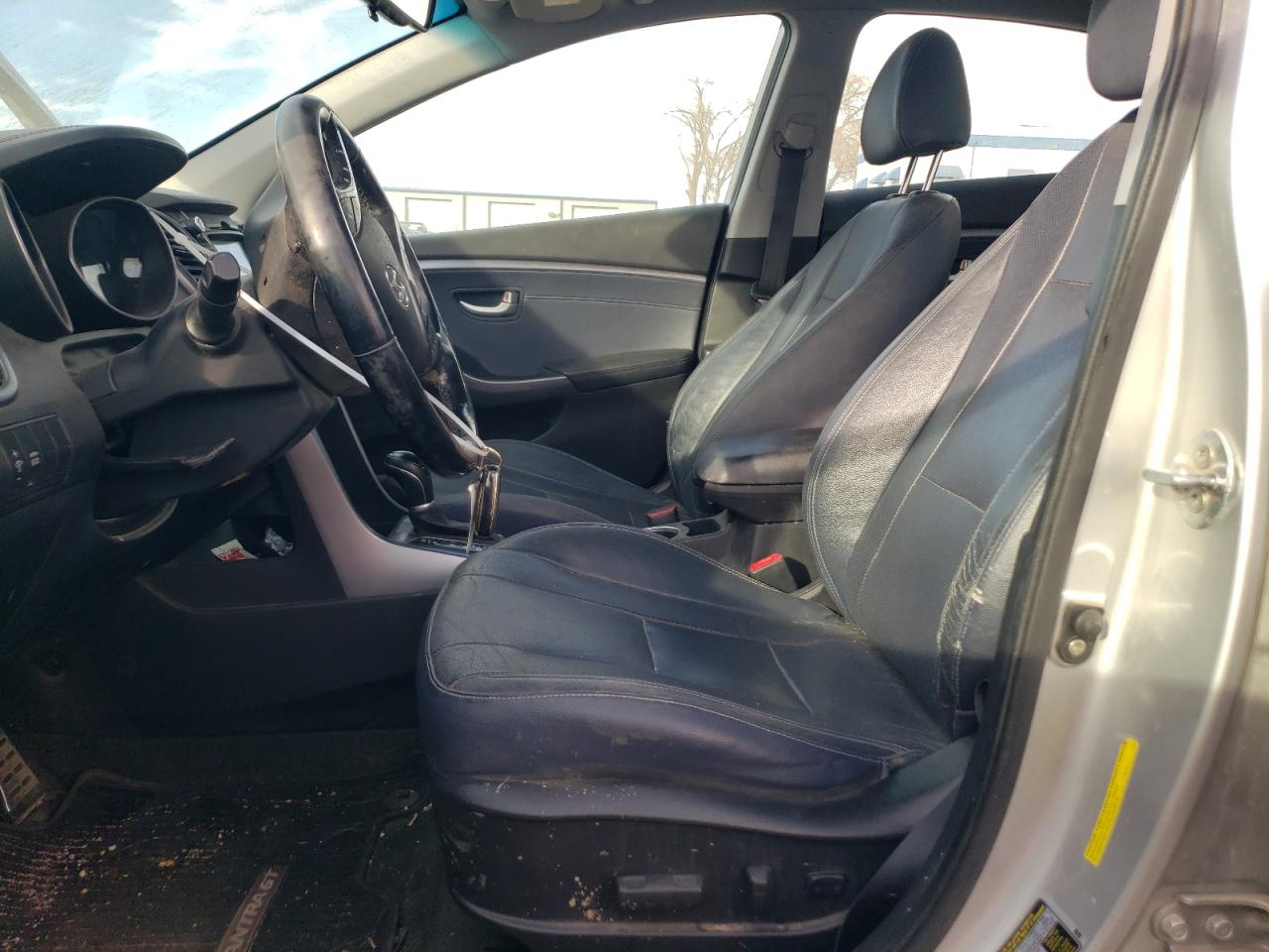 2013 Hyundai Elantra - Image 7