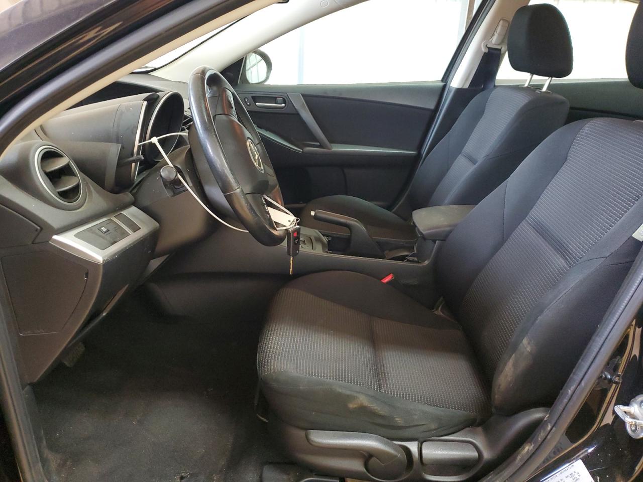 2012 Mazda 3 - Image 7