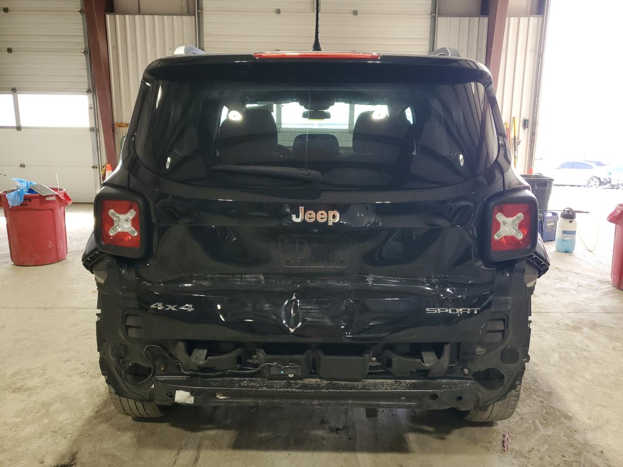 2017 Jeep Renegade - Image 6