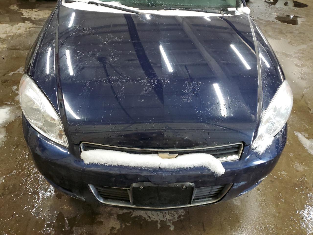 2008 Chevrolet Impala - Image 11
