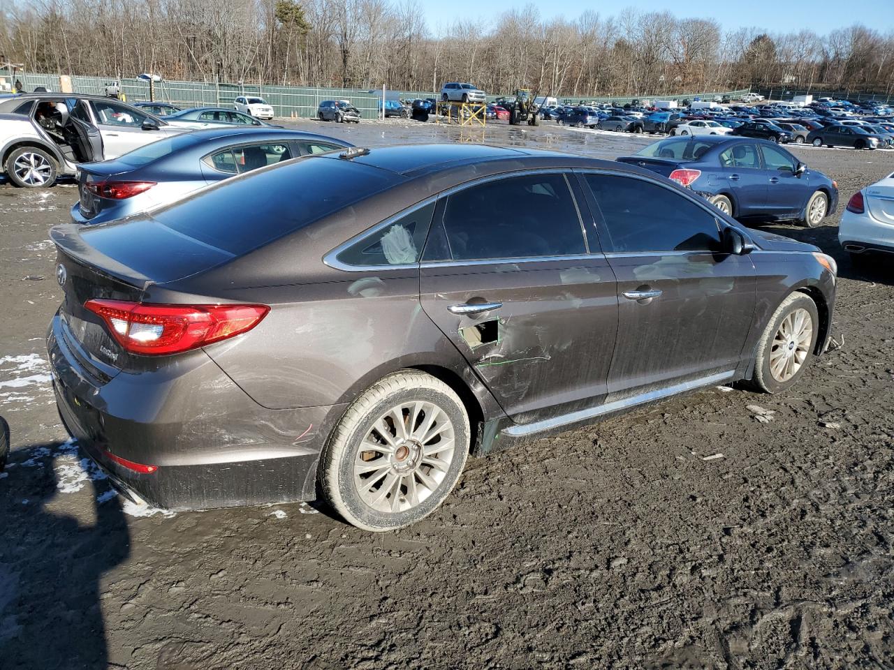 2015 Hyundai Sonata - Image 3