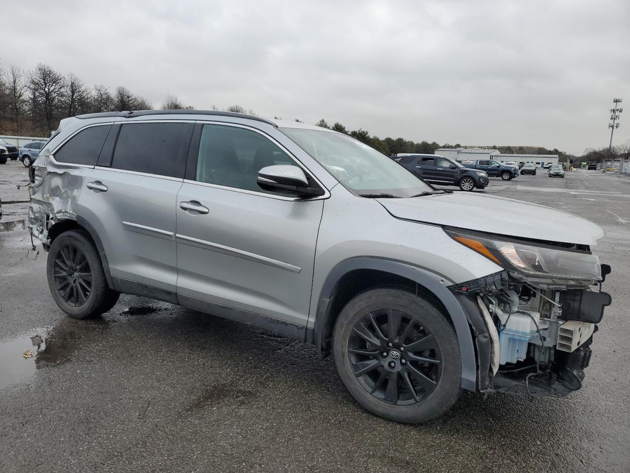 2019 Toyota Highlander - Image 4
