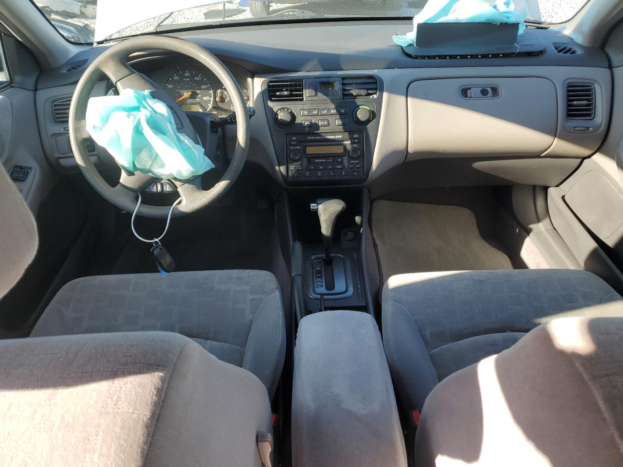 2002 Honda Accord - Image 8