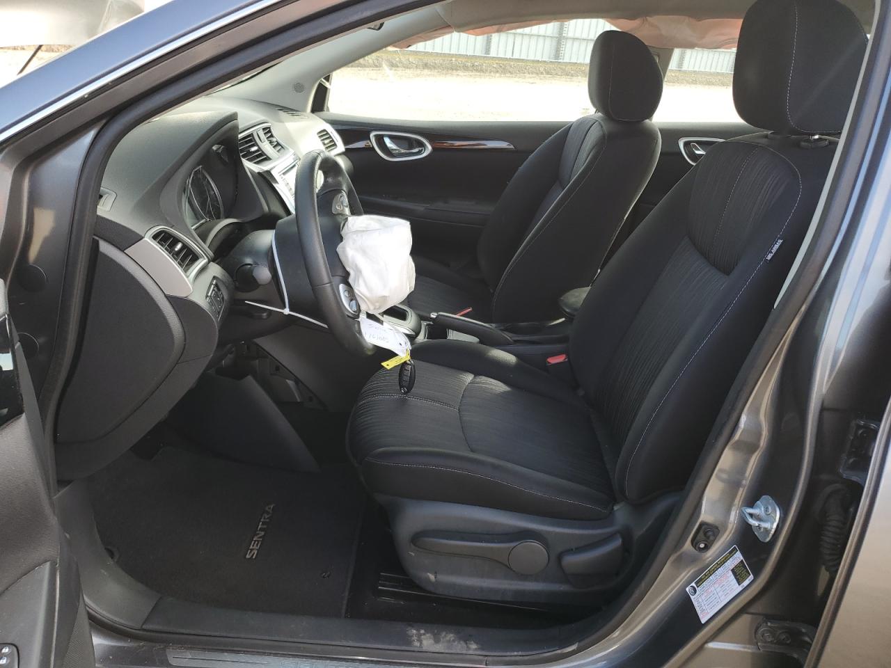 2016 Nissan Sentra - Image 7