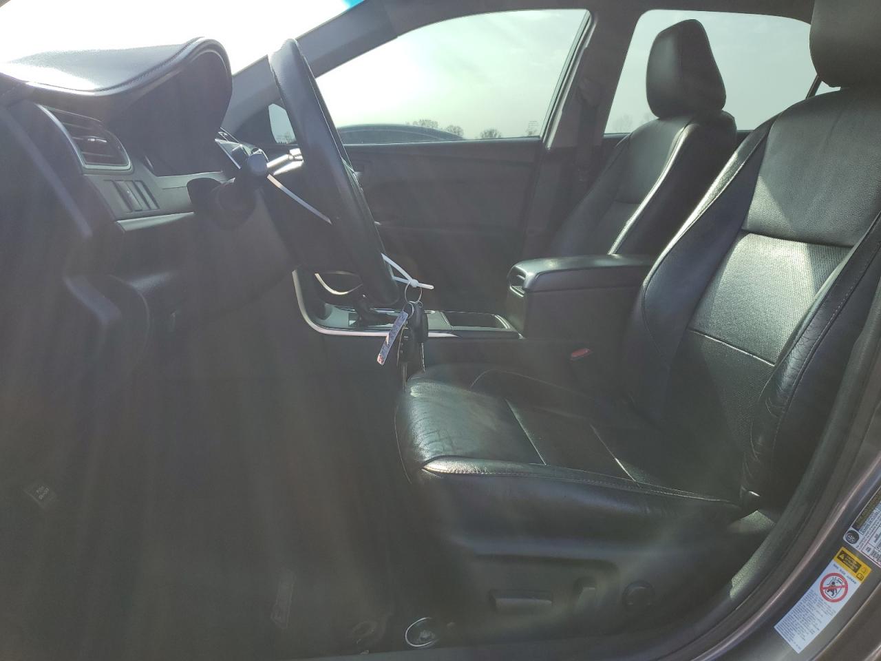 2016 Toyota Camry - Image 7