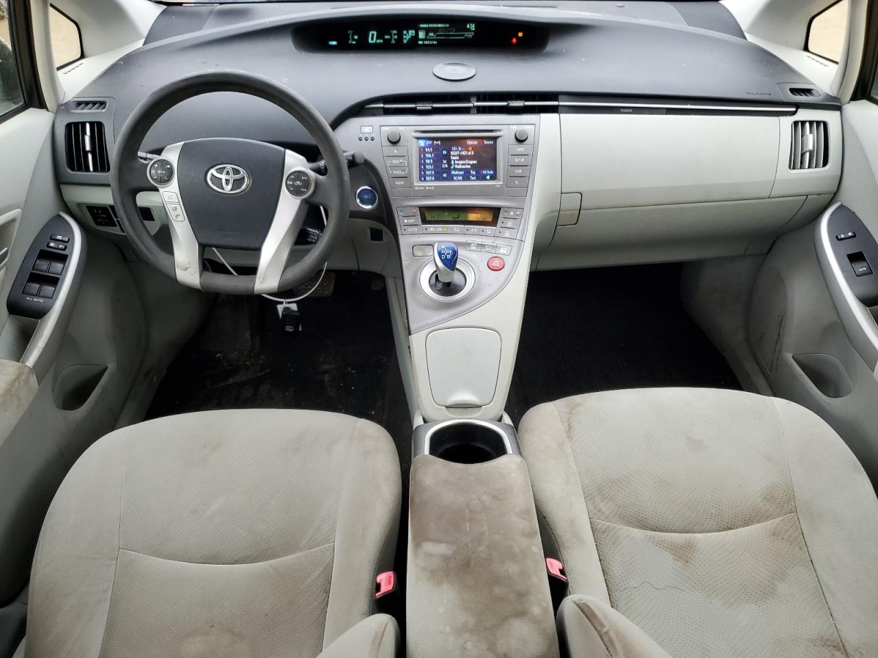 2012 Toyota Prius - Image 8