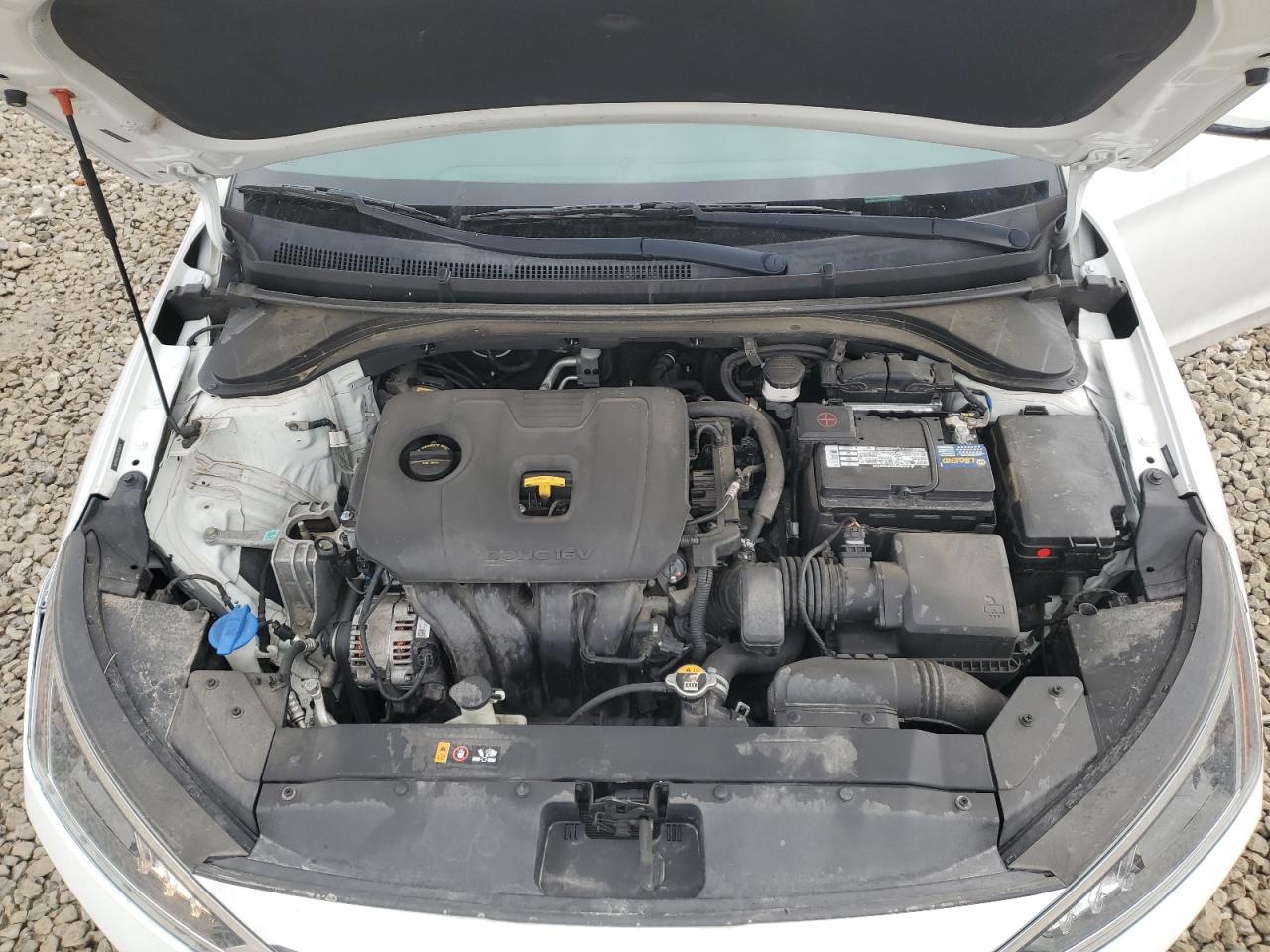 2020 Hyundai Elantra - Image 12