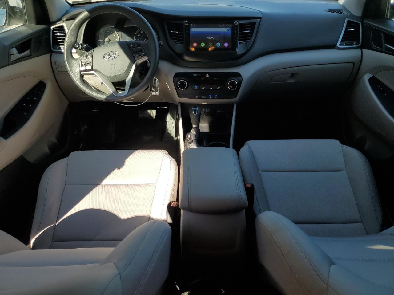2017 Hyundai Tucson - Image 8