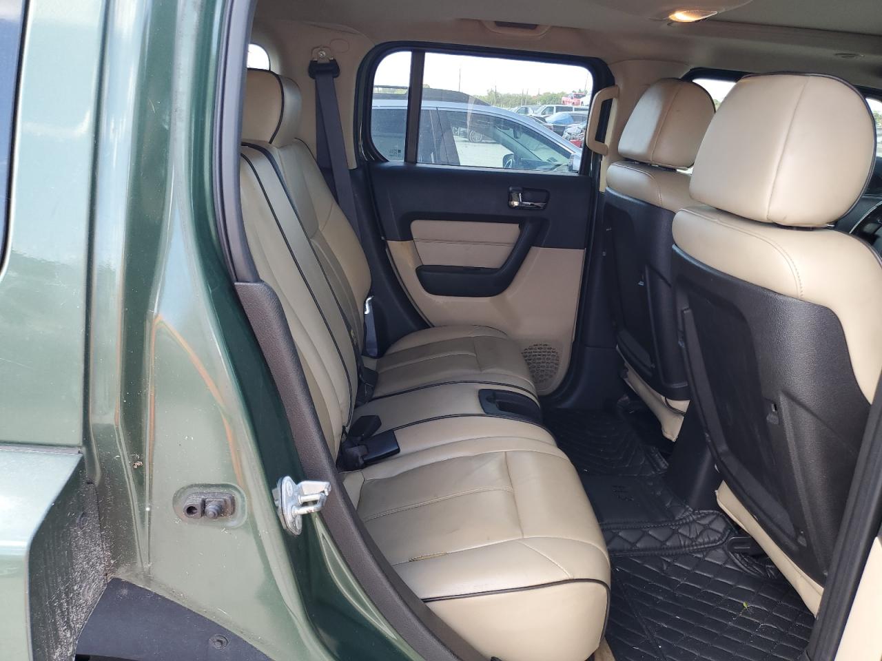 2006 Hummer H3 - Image 11