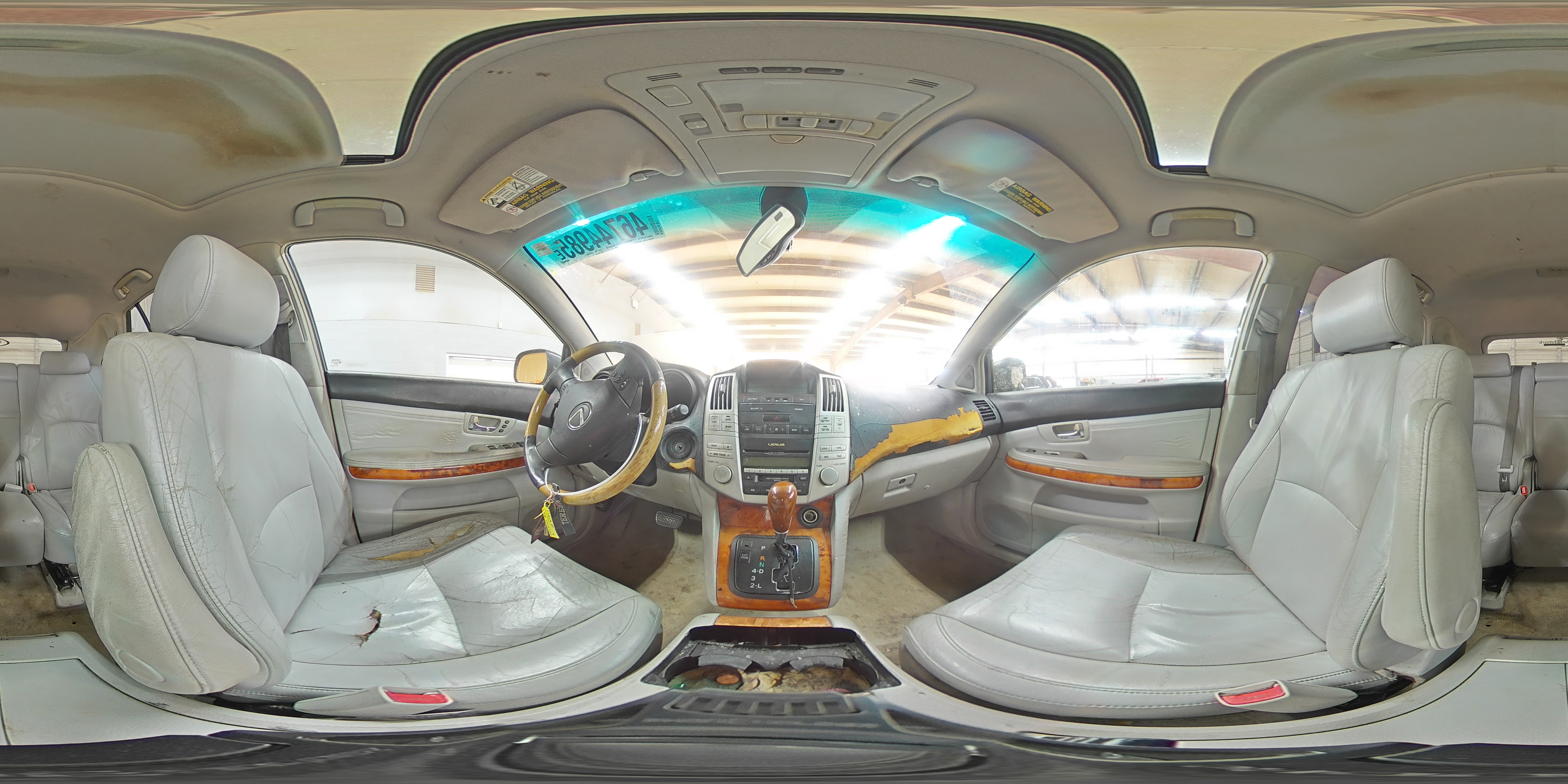 2004 Lexus RX - Image 14