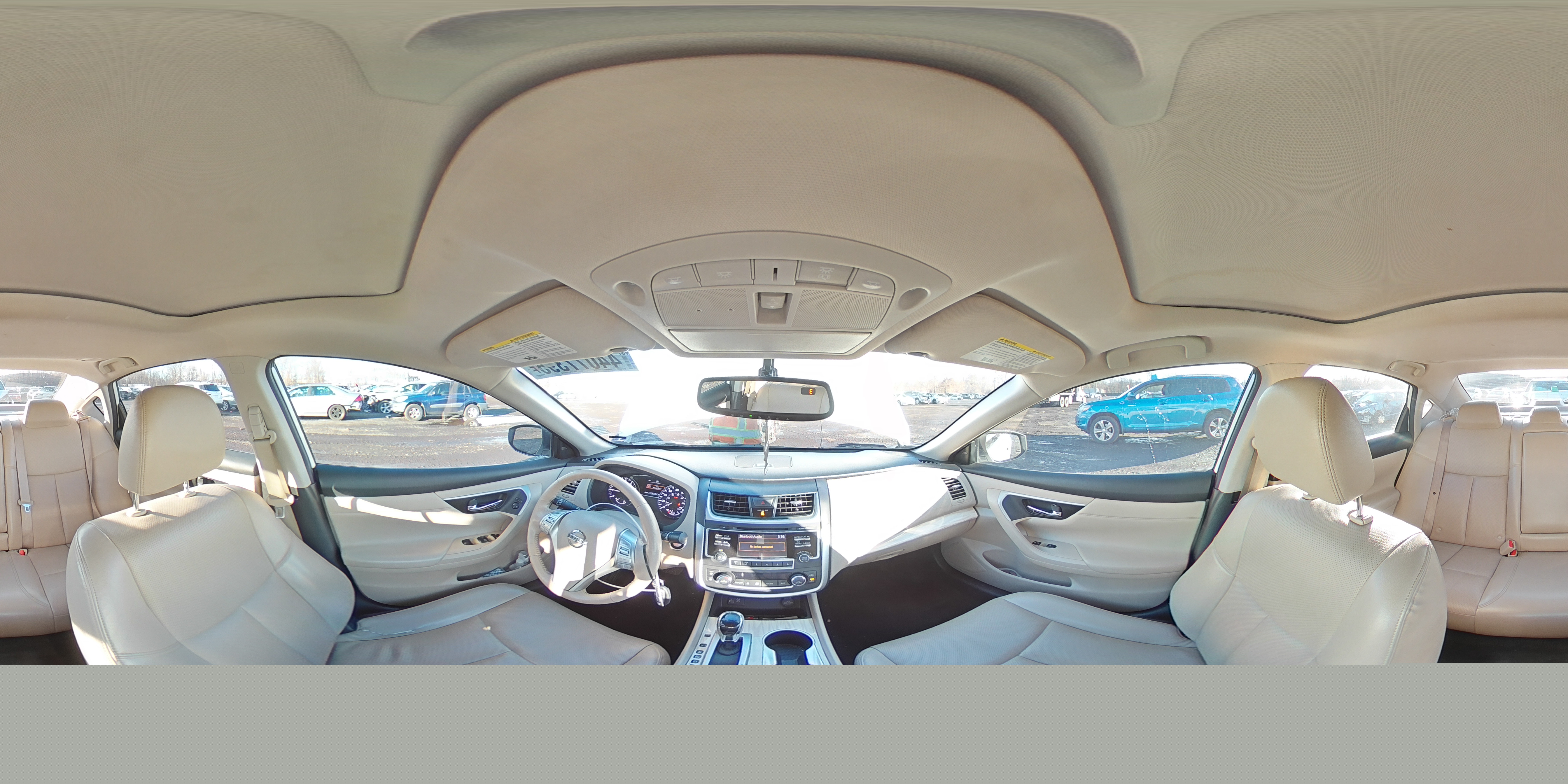 2017 Nissan Altima - Image 12