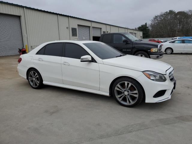 Sedans MERCEDES-BENZ E-CLASS 2014 Biały