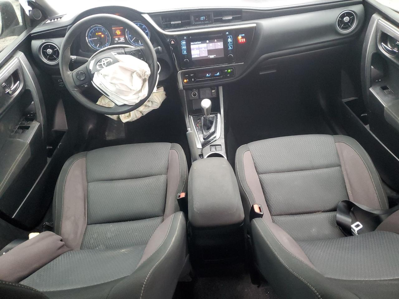2018 Toyota Corolla - Image 8
