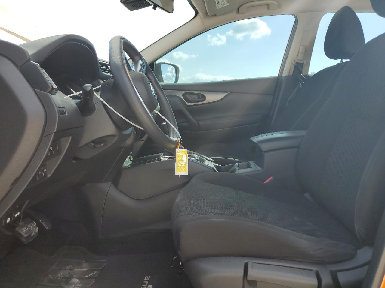 2021 Nissan Rogue - Image 7