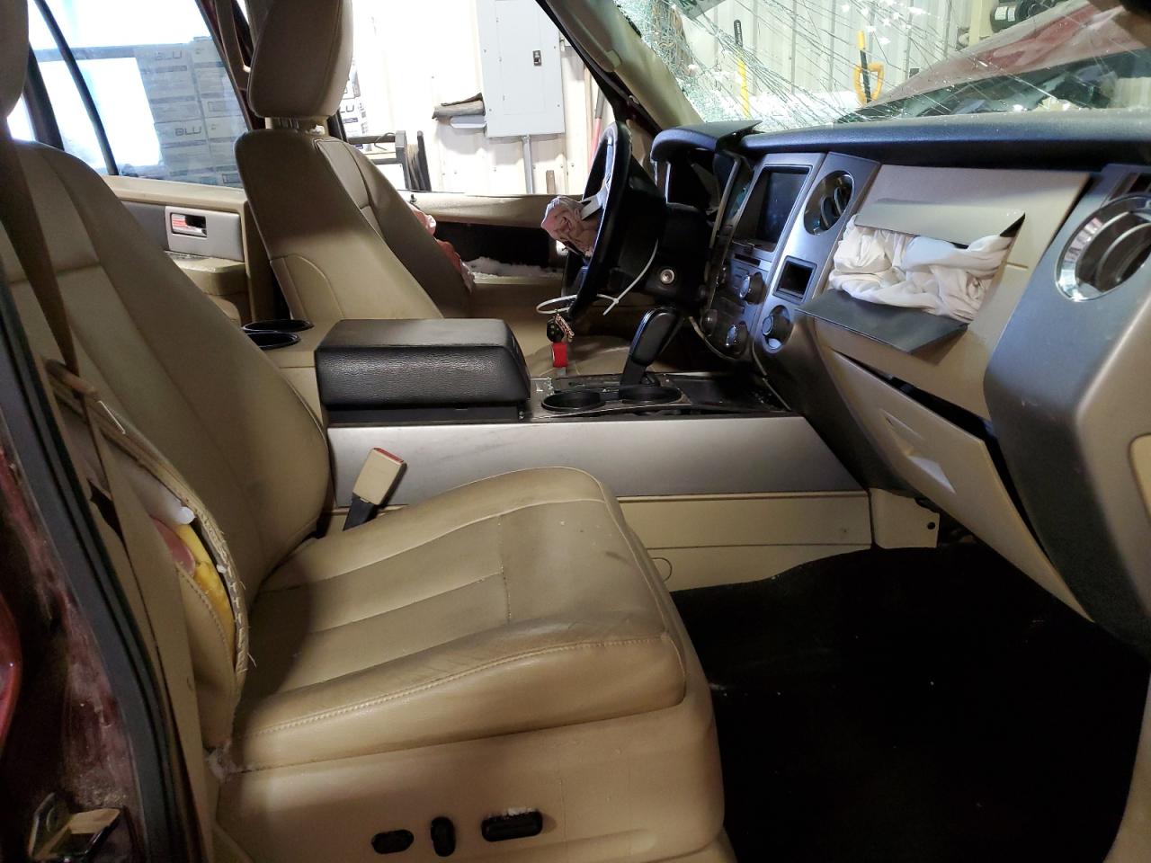 2016 Ford Expedition Xlt VIN: 1FMJU1JT5GEF33879 Lot: 42388105