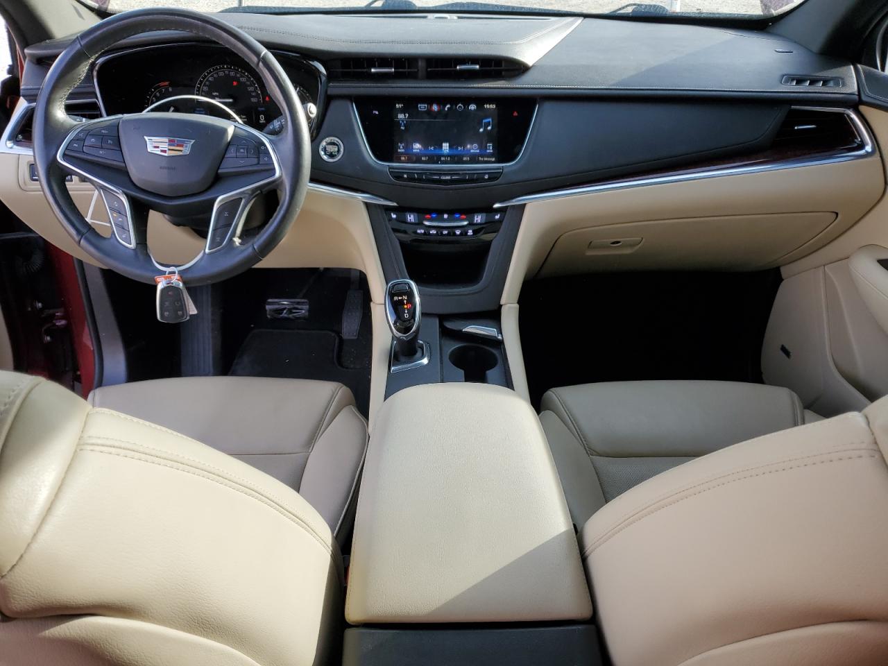 2018 Cadillac XT5 - Image 8