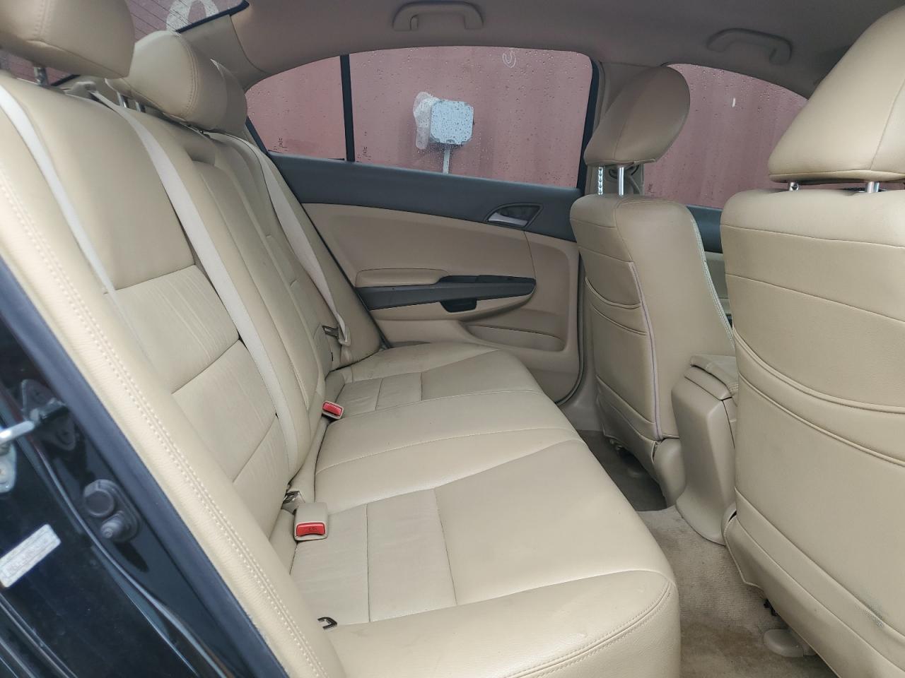 2009 Honda Accord - Image 10