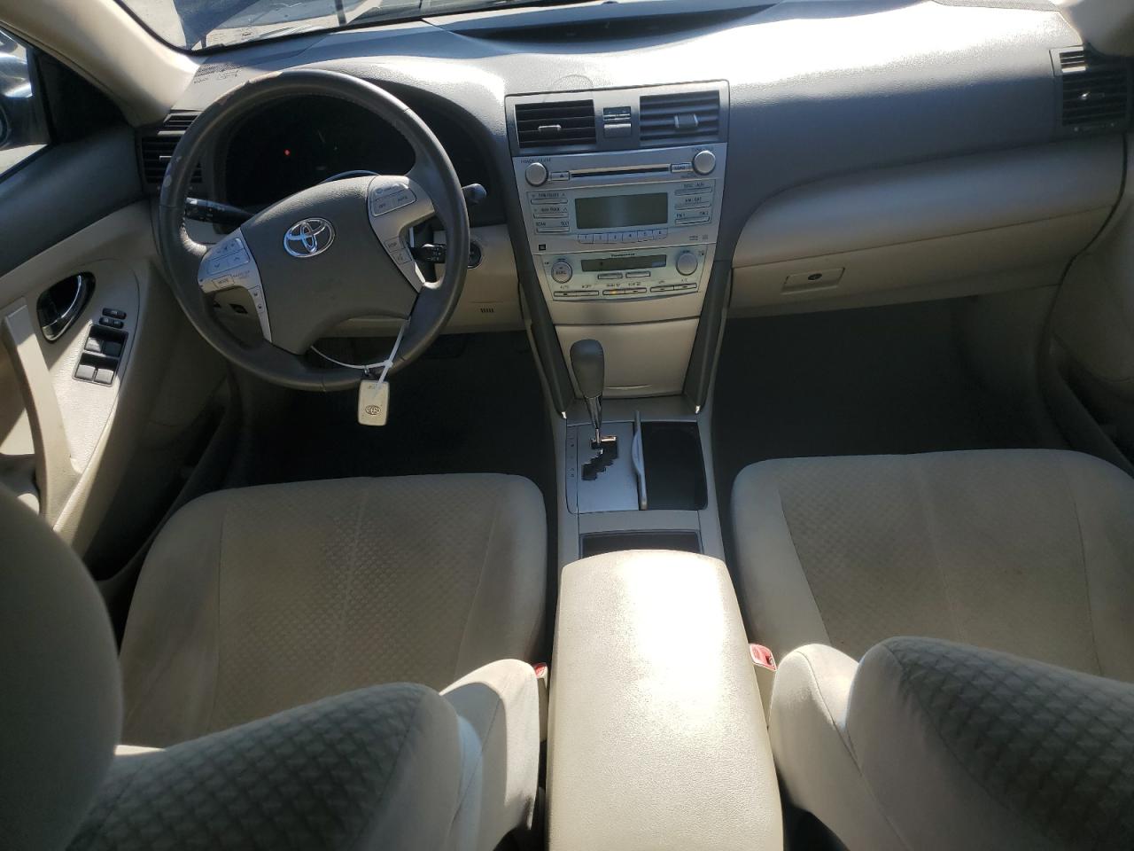 2009 Toyota Camry - Image 8