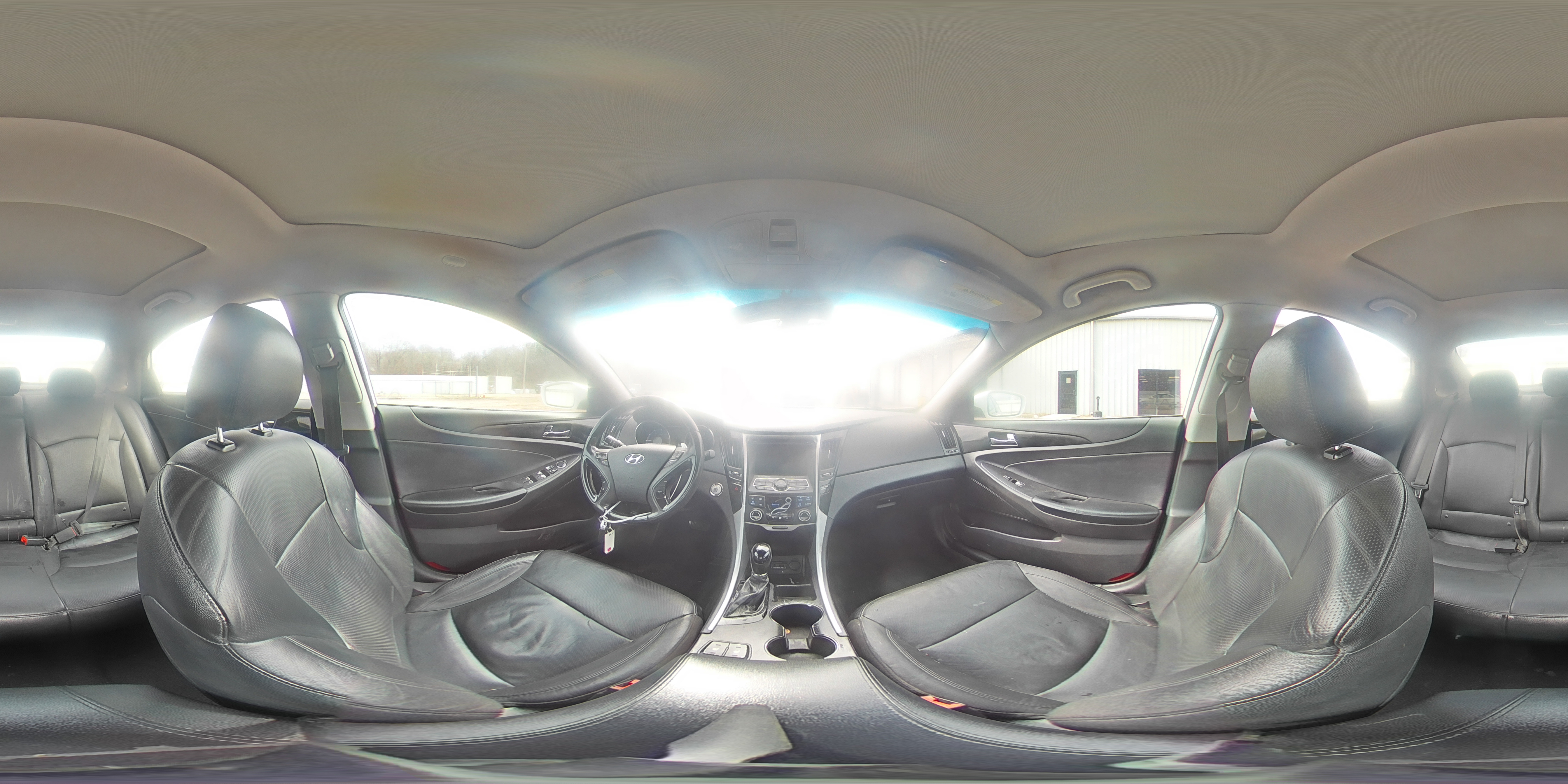 2013 Hyundai Sonata - Image 12
