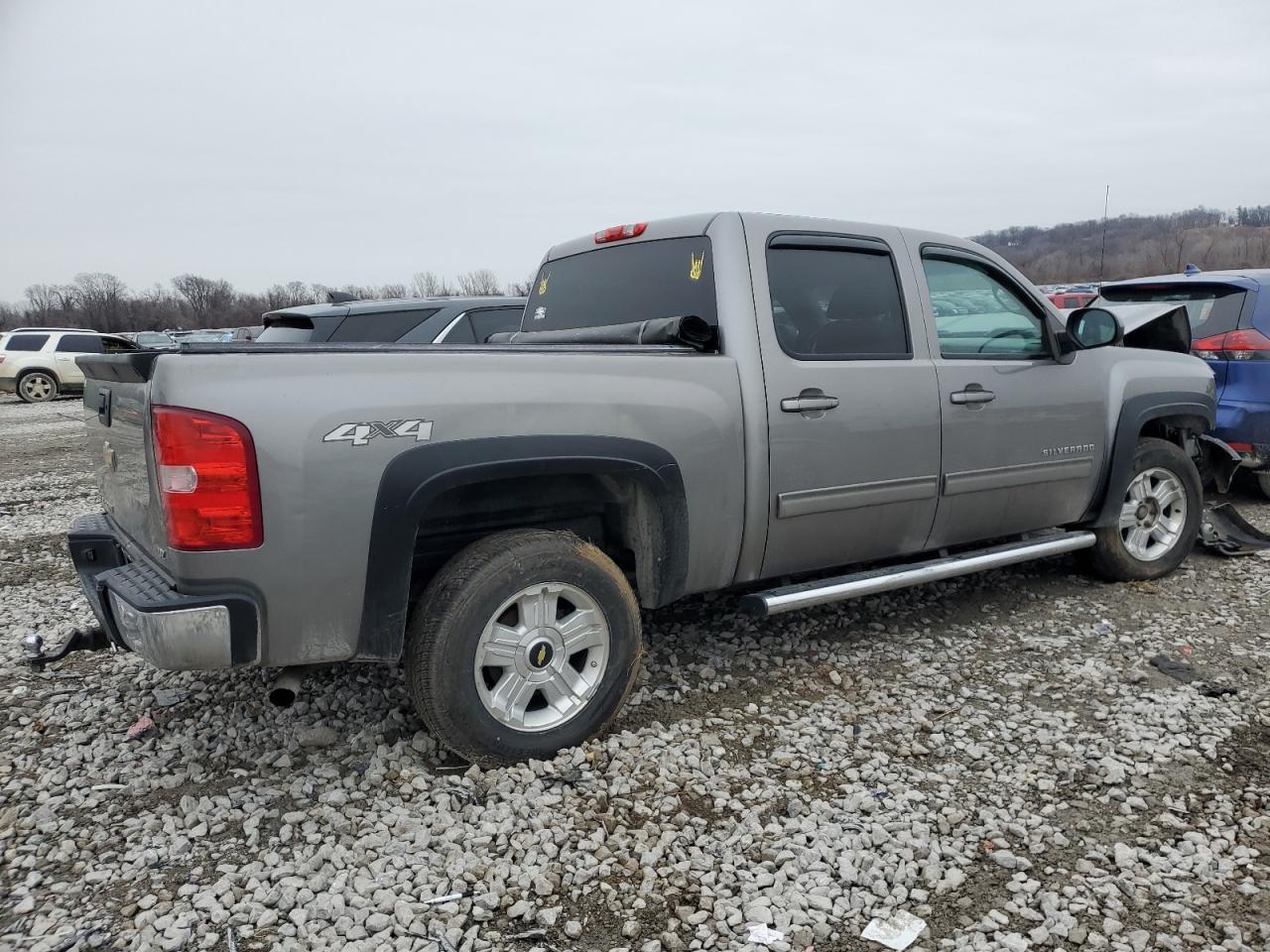 2013 Chevrolet Silverado - Image 3