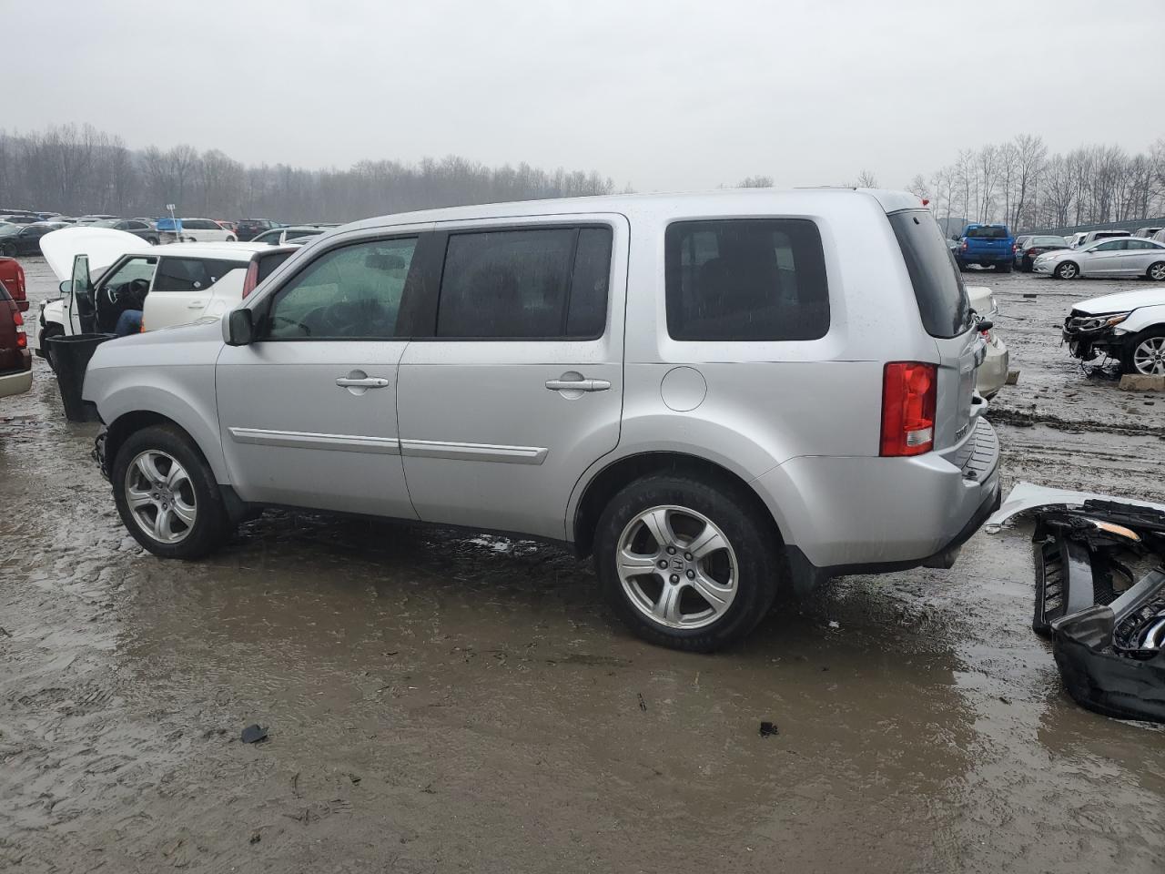 2015 Honda Pilot - Image 2