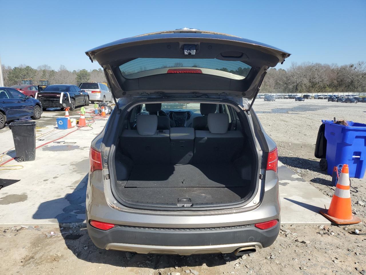 2013 Hyundai Santa Fe - Image 6