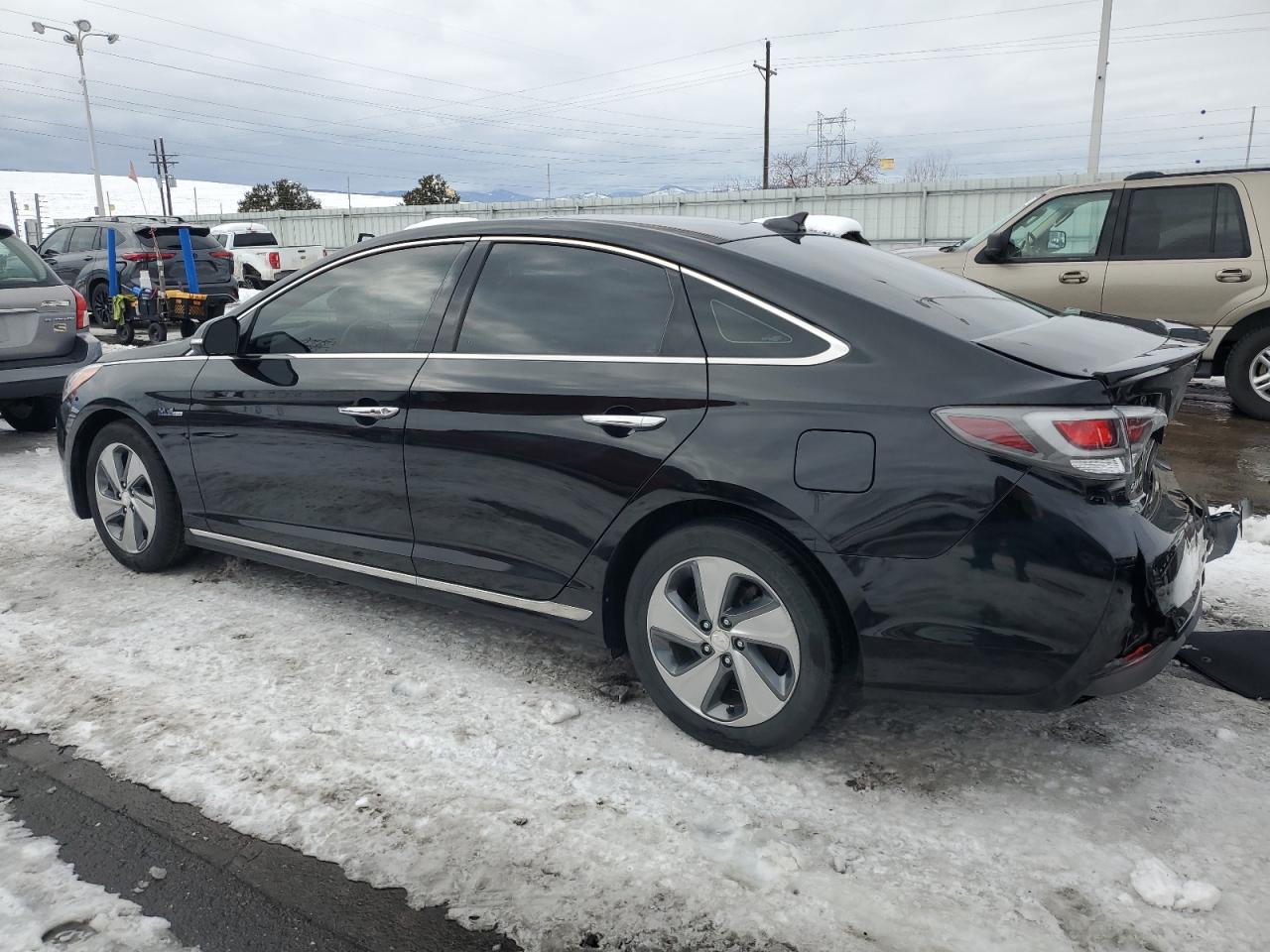 2017 Hyundai Sonata - Image 2
