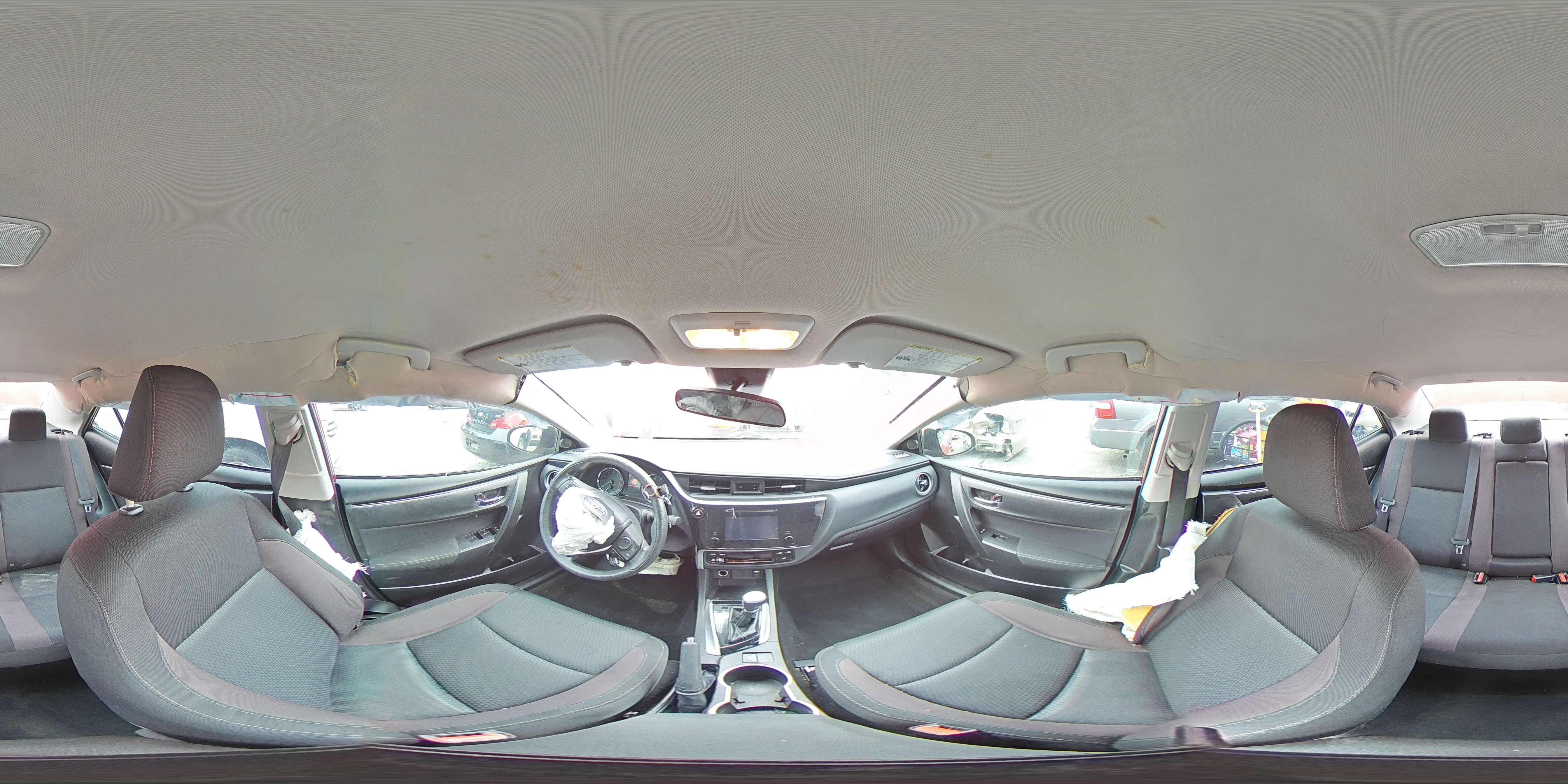 2018 Toyota Corolla - Image 12