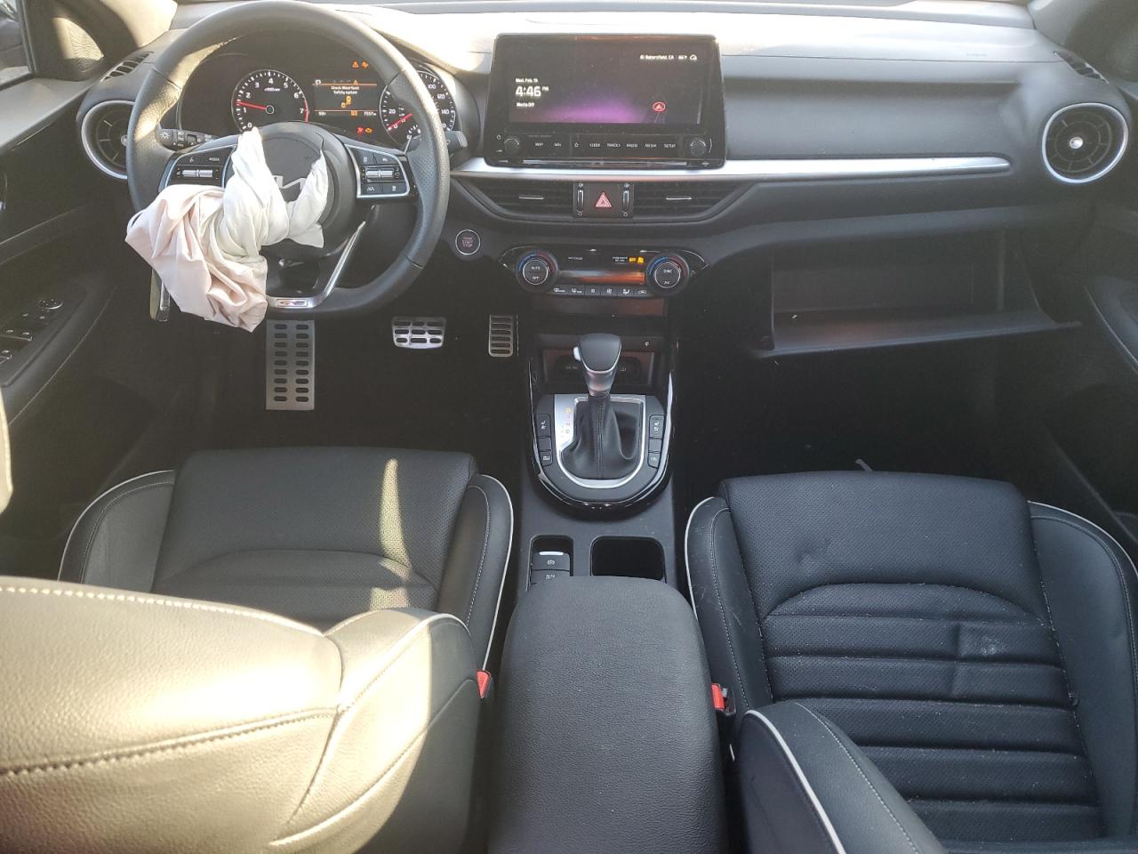 2024 Kia Forte - Image 8